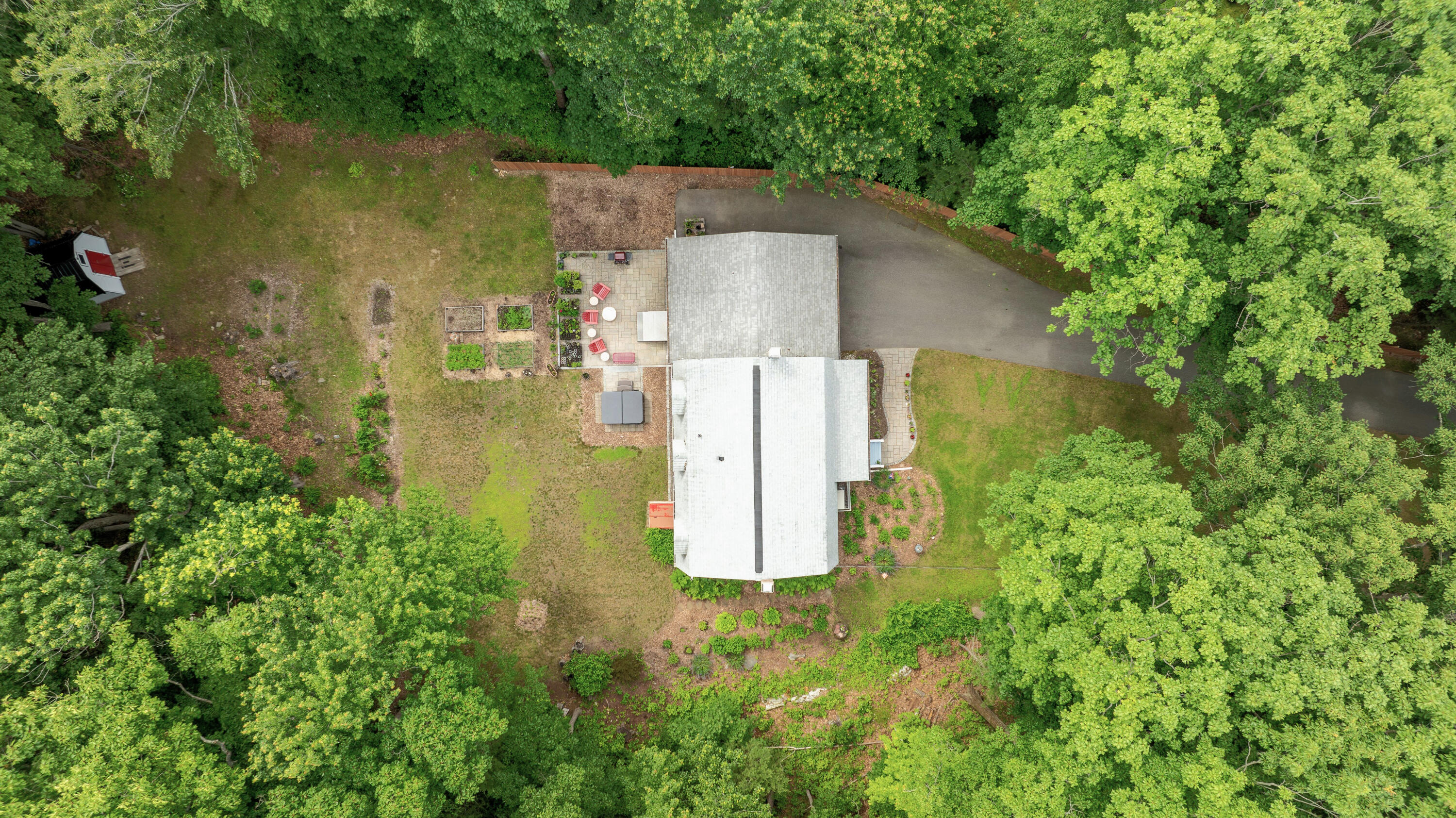 107 Ledgewood Drive Falmouth ME 04105