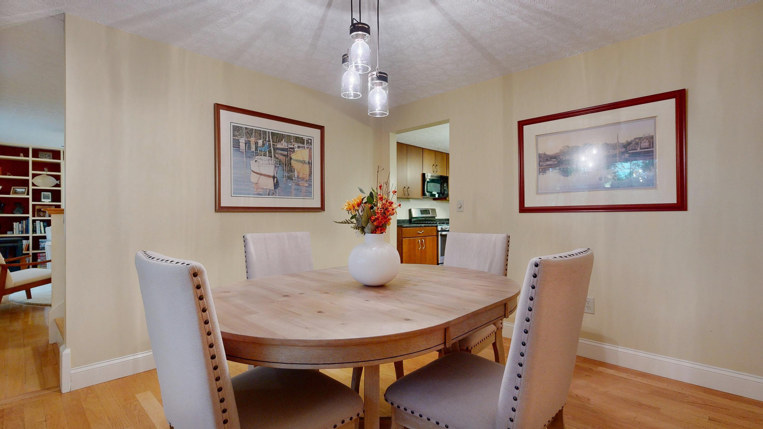 107 Ledgewood Drive Falmouth ME 04105