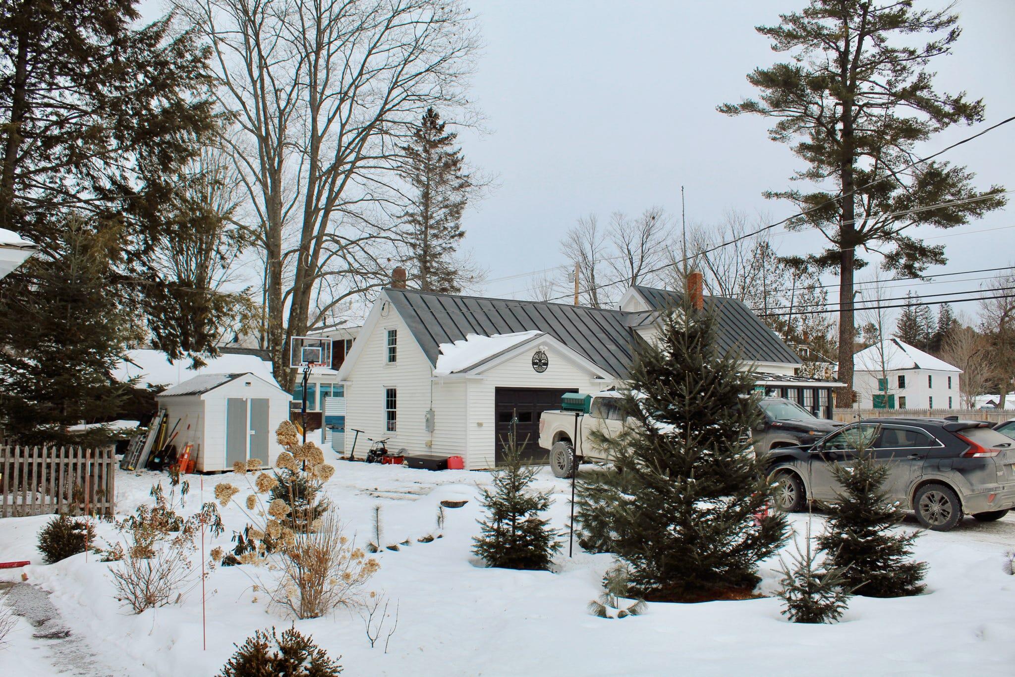 154 Greenwood Avenue Farmington ME 04938