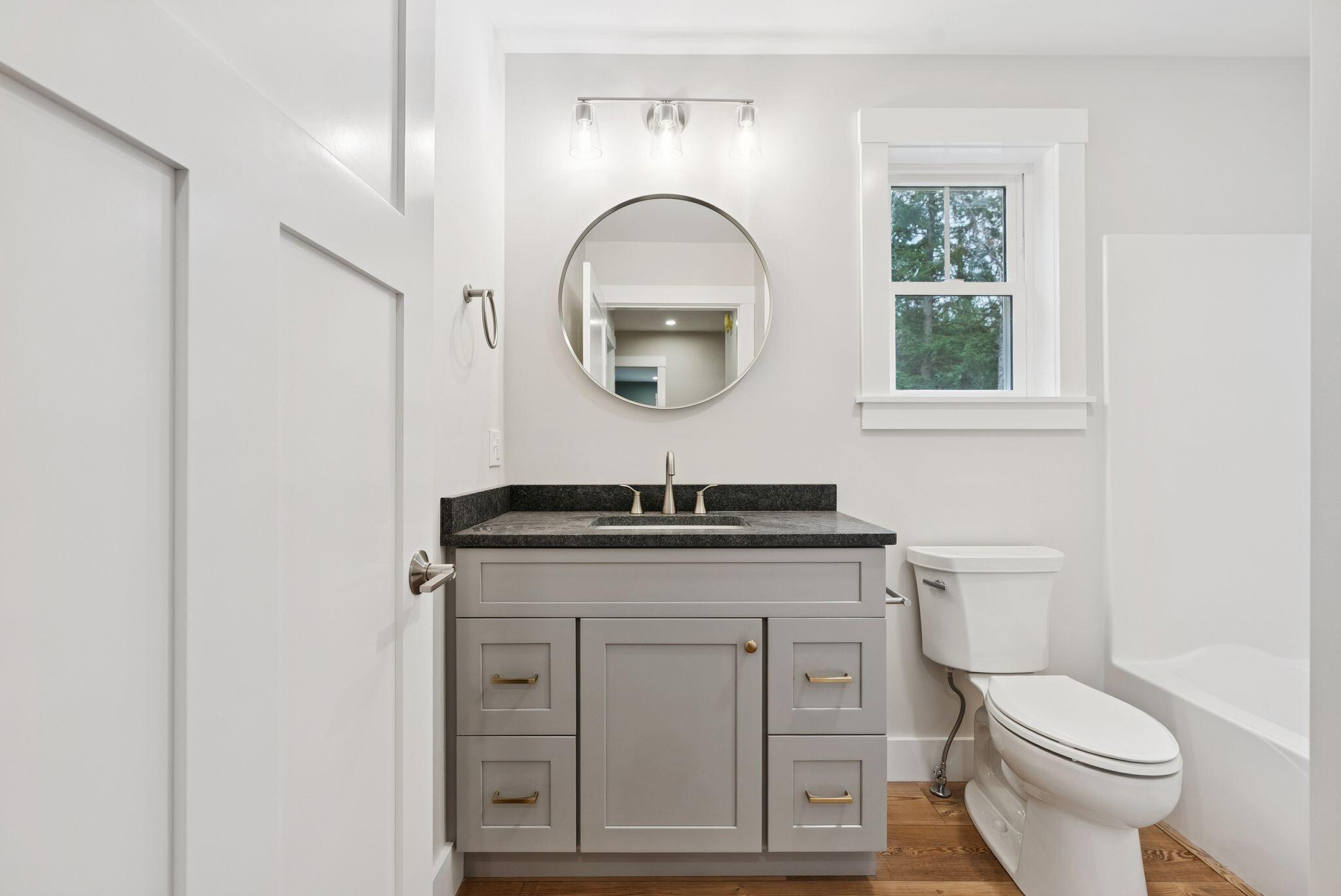 245 Foye Road Wiscasset ME 04578