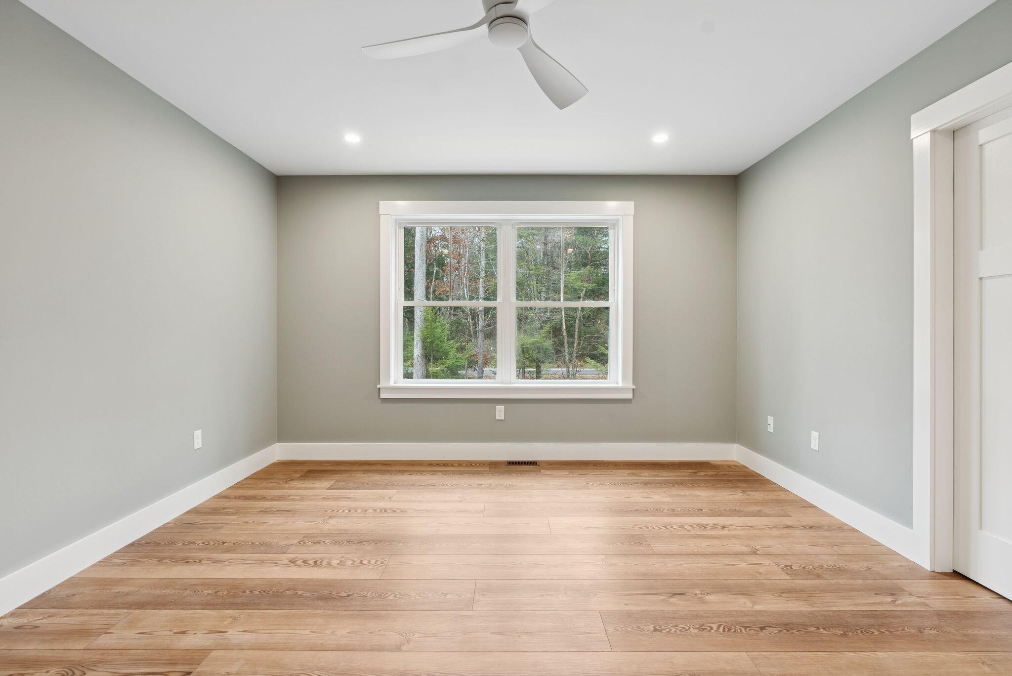 245 Foye Road Wiscasset ME 04578