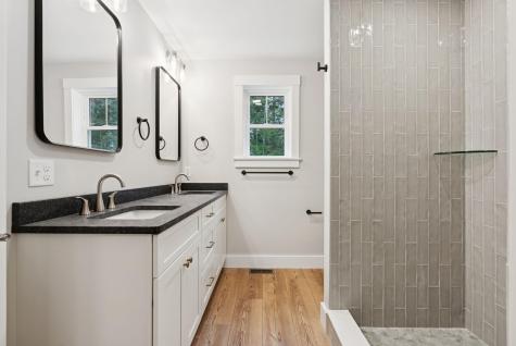 245 Foye Road Wiscasset ME 04578