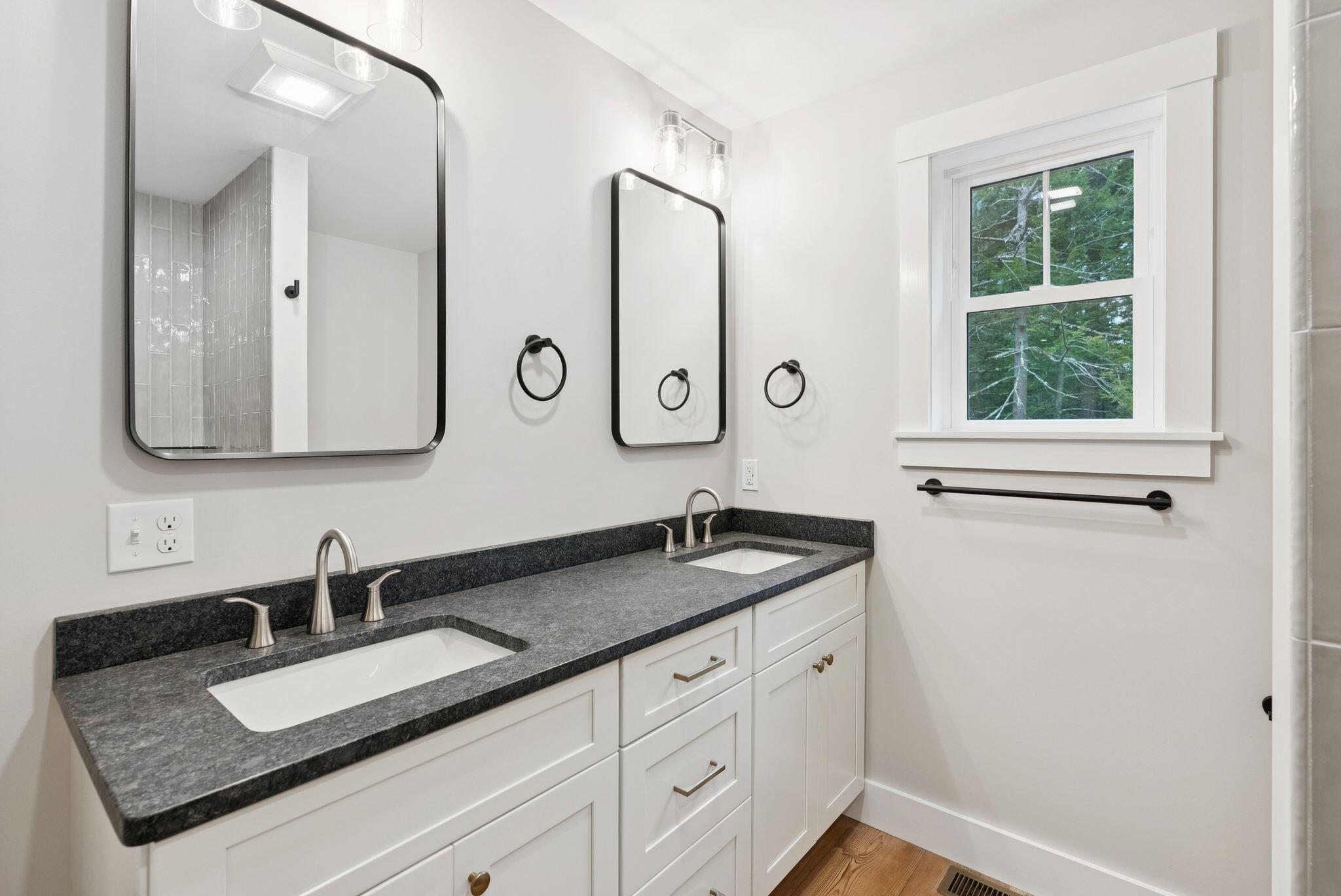 245 Foye Road Wiscasset ME 04578