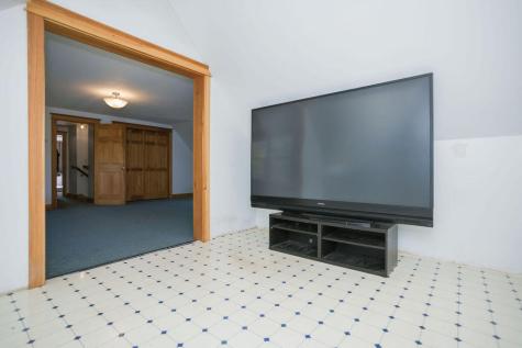 17 Treetop Lane Jay ME 04239