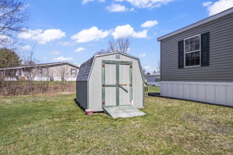 3 Oxbow Drive Lewiston ME 04240