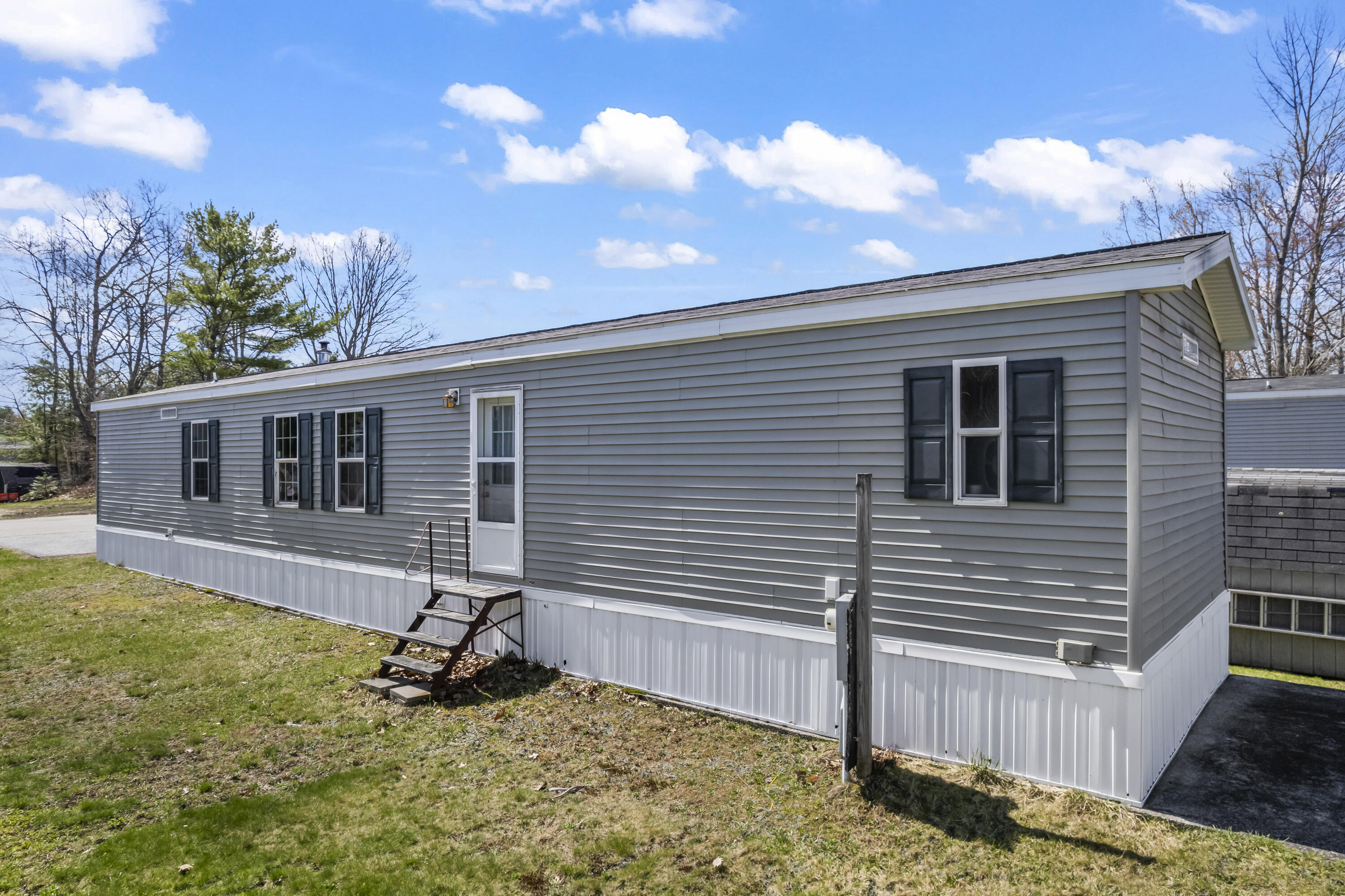 3 Oxbow Drive Lewiston ME 04240