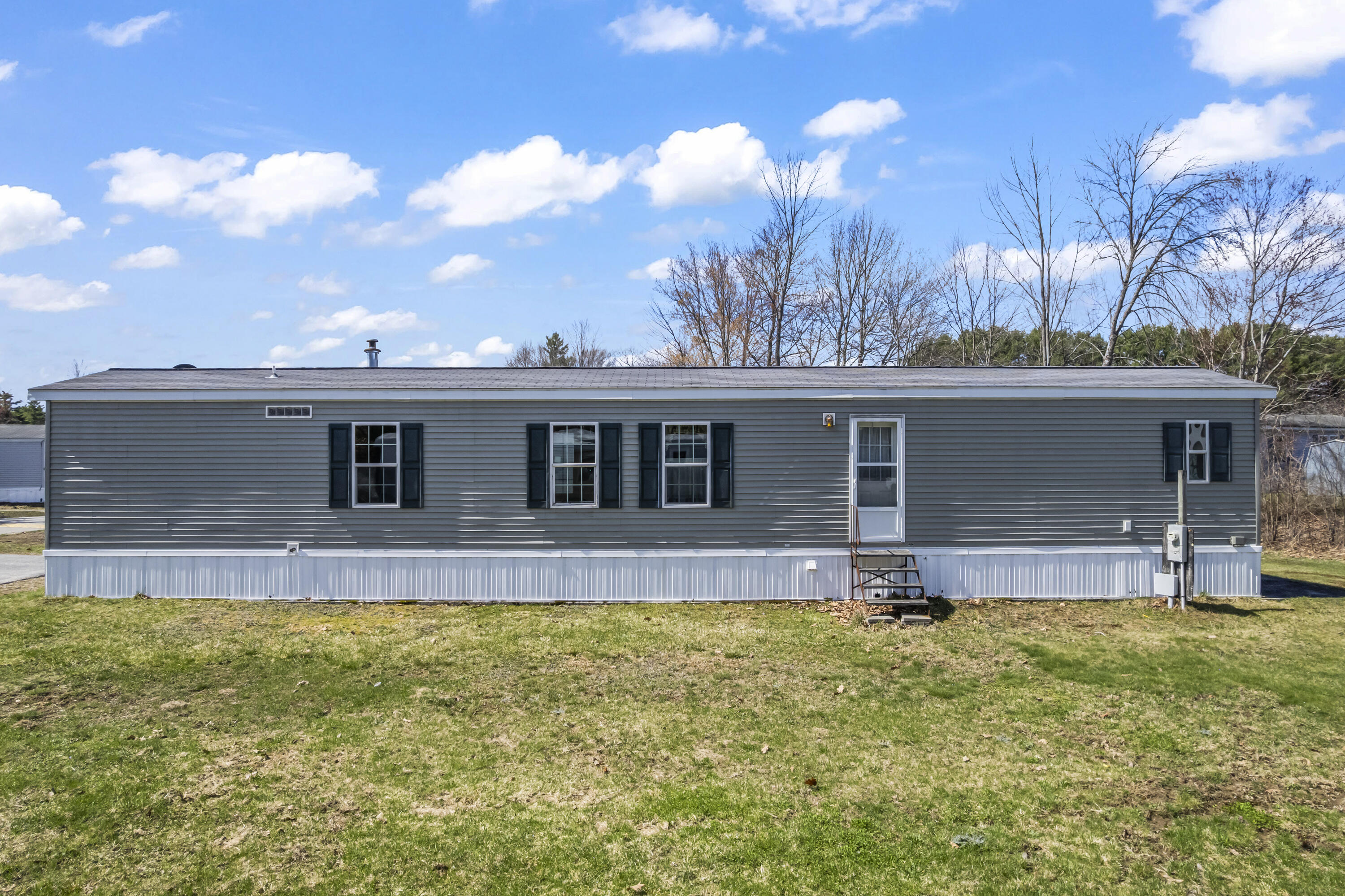 3 Oxbow Drive Lewiston ME 04240