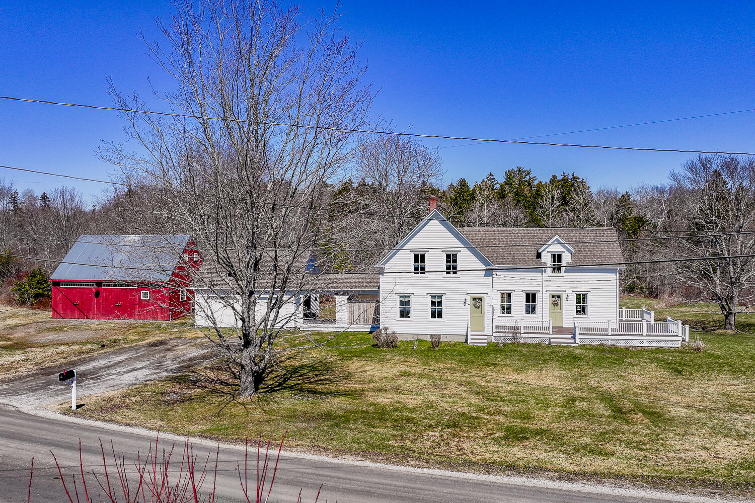 36 Hathorne Point Road Cushing ME 04563