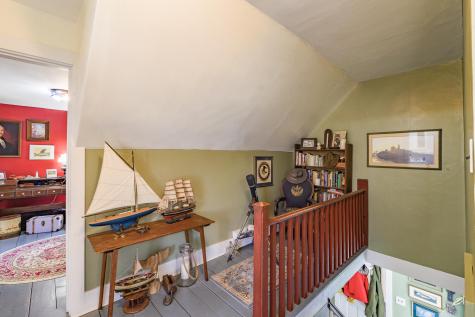 36 Hathorne Point Road Cushing ME 04563