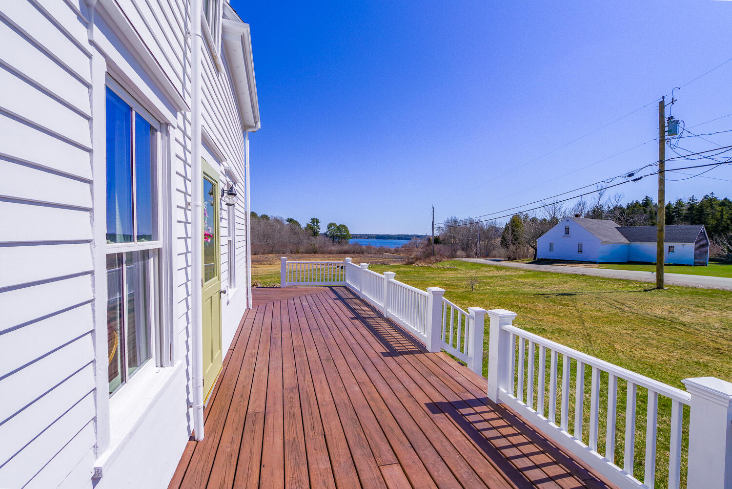 36 Hathorne Point Road Cushing ME 04563