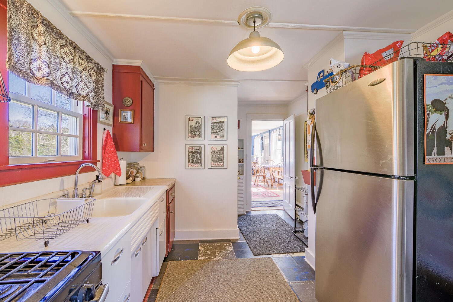 36 Hathorne Point Road Cushing ME 04563