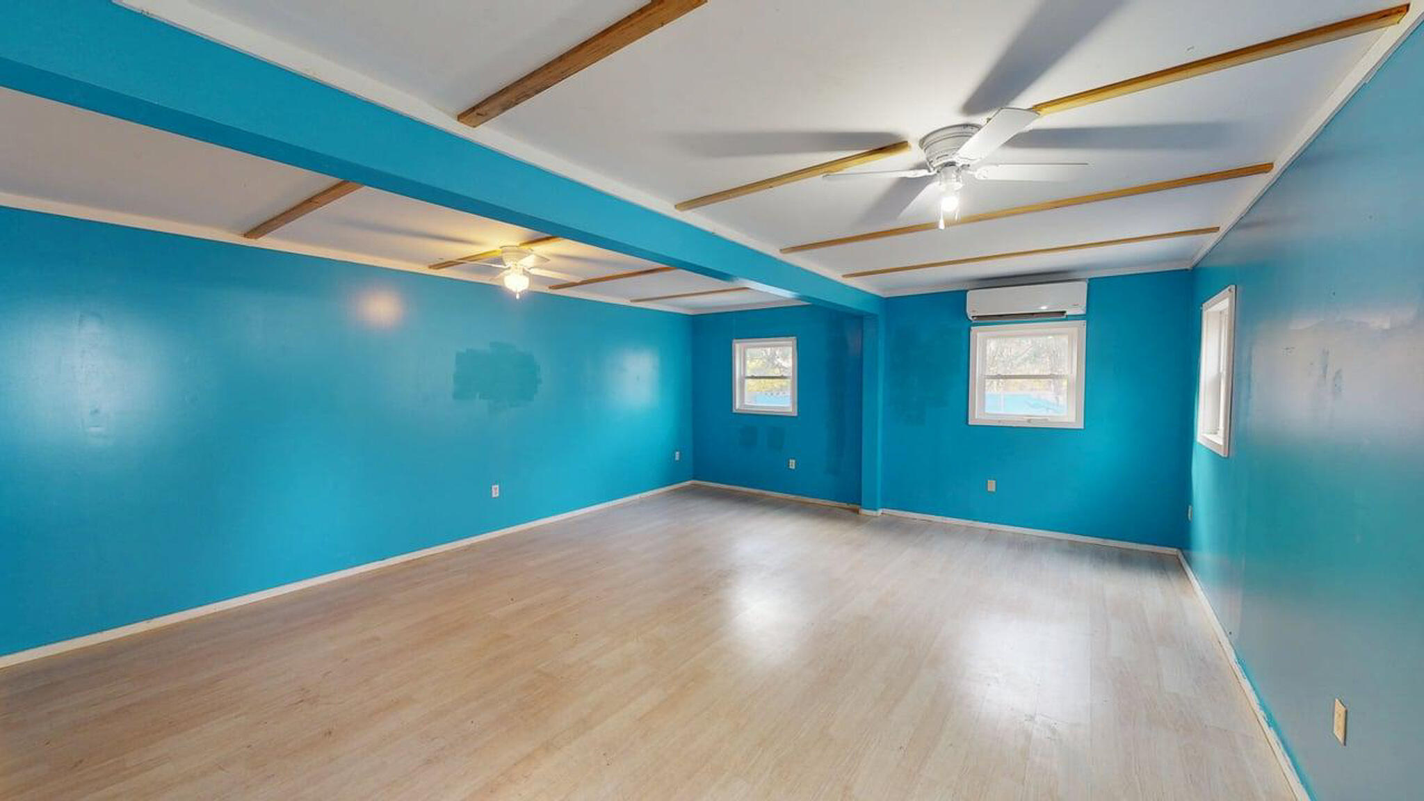 30 Park Street East Millinocket ME 04430