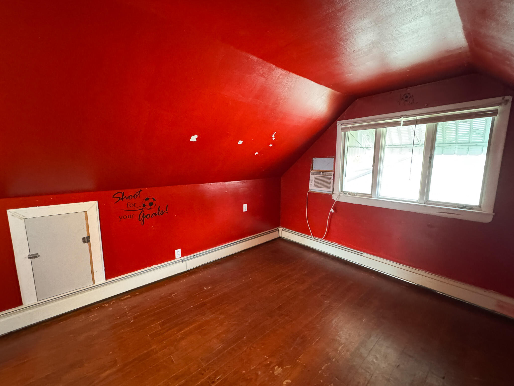 30 Park Street East Millinocket ME 04430