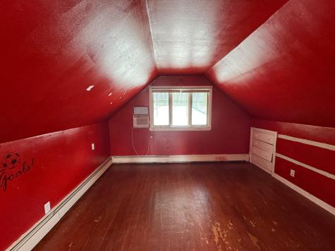 30 Park Street East Millinocket ME 04430