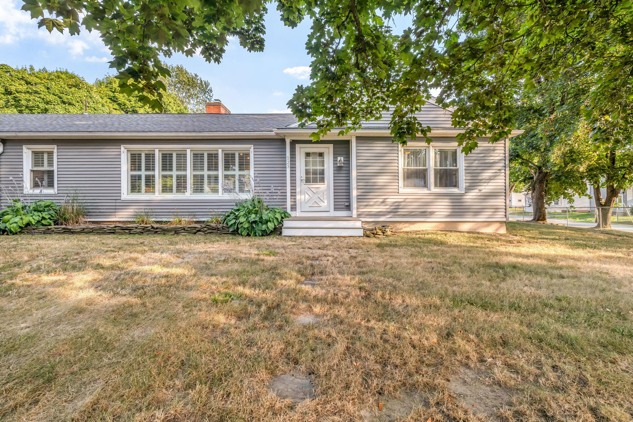 123 Mount Hope Avenue Bangor ME 04401