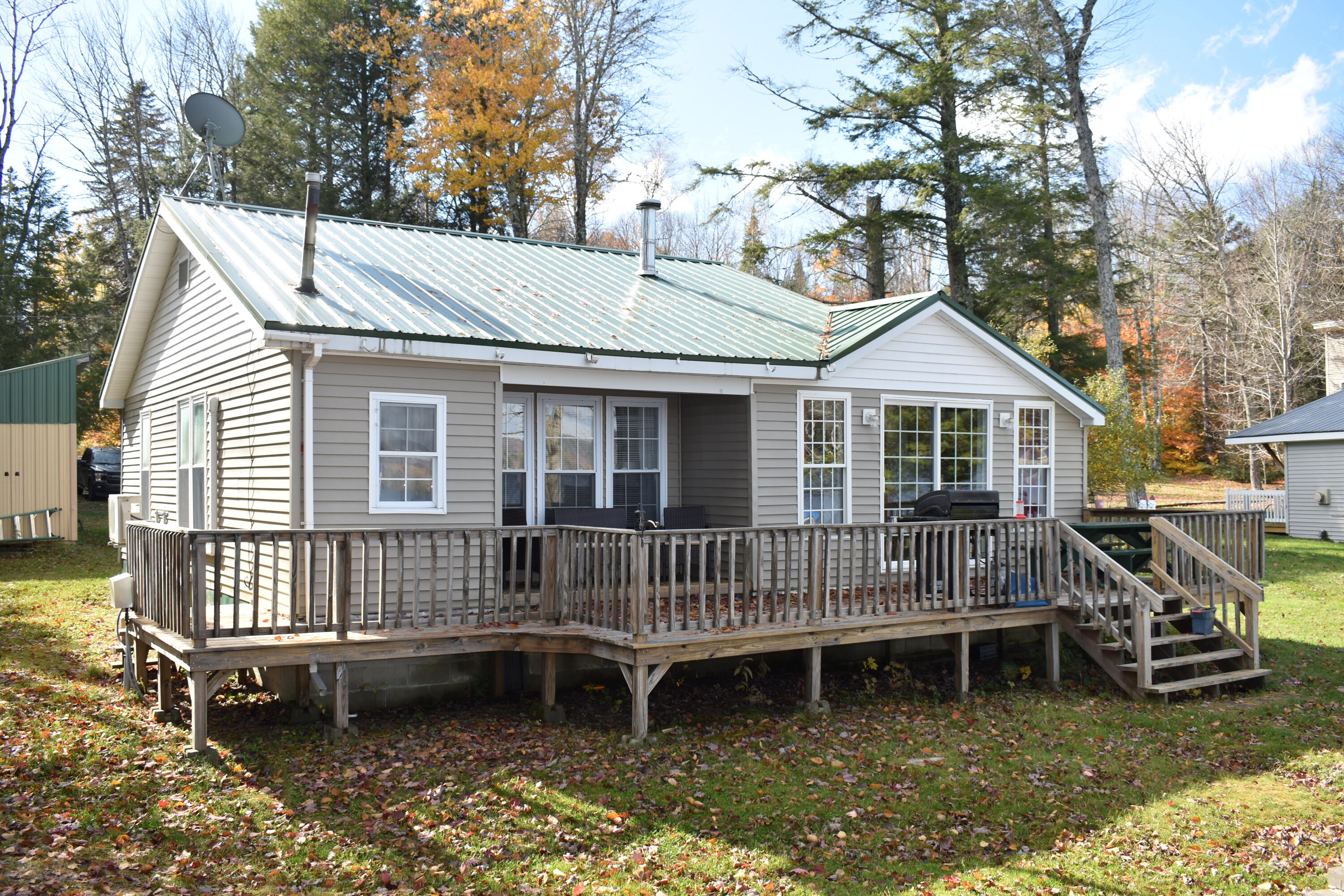 15 Fern Lane Lincoln, ME