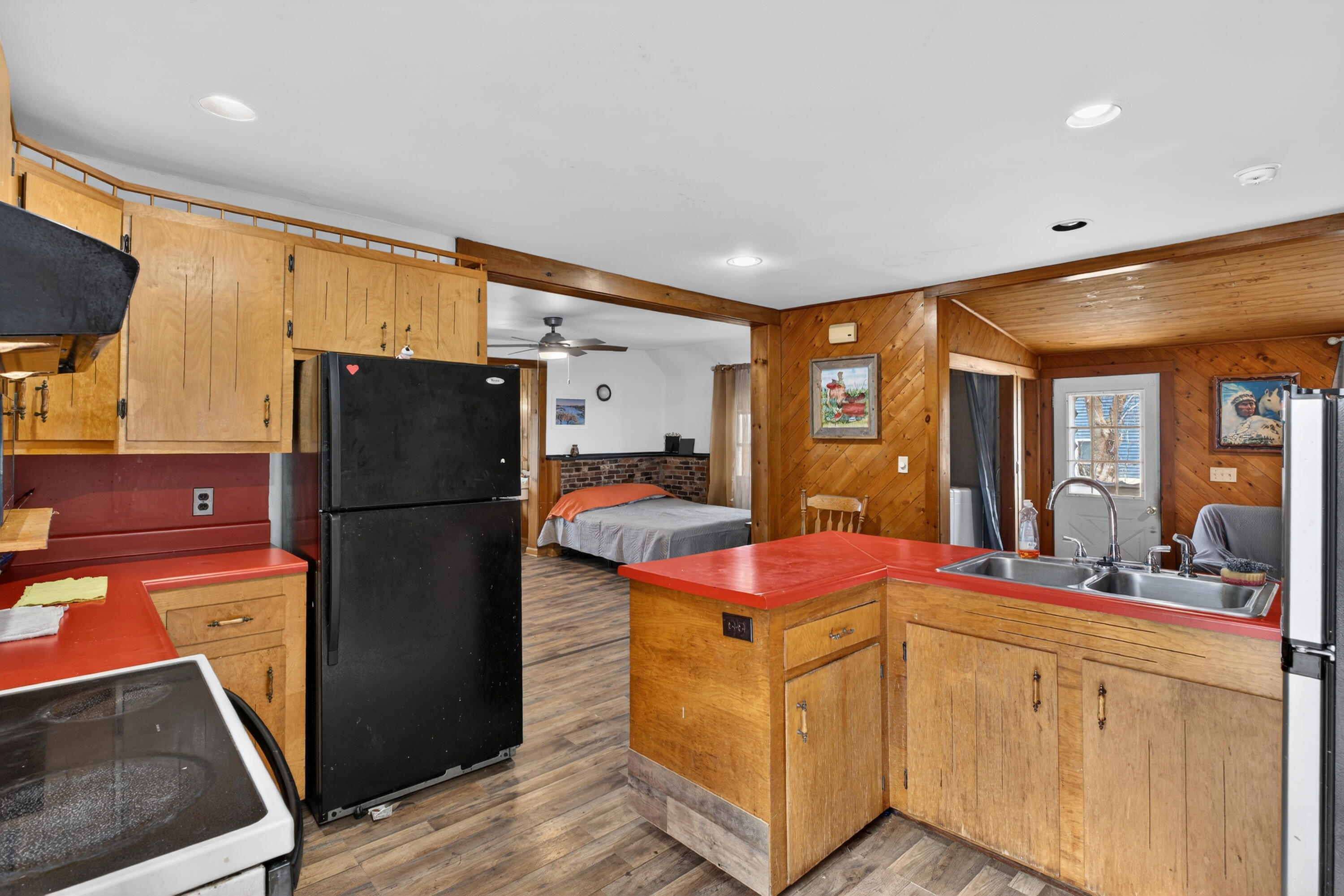 8 Autumn Street Rockland ME 04841