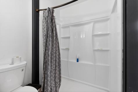 8 Autumn Street Rockland ME 04841