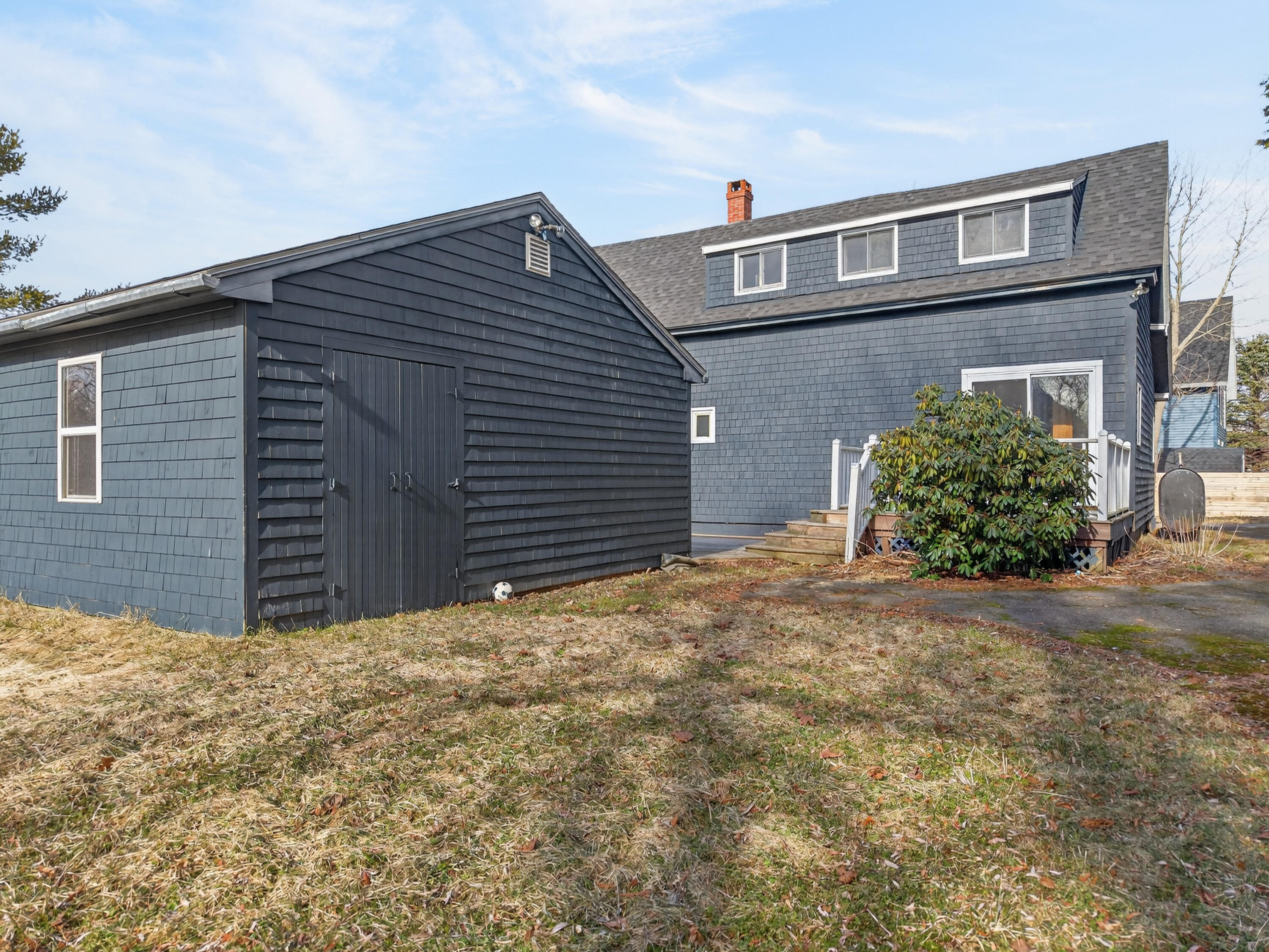 8 Autumn Street Rockland ME 04841