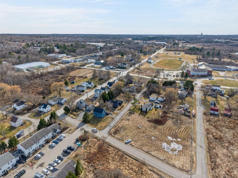 8 Autumn Street Rockland ME 04841