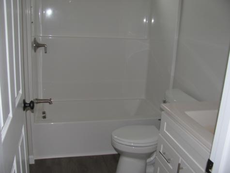 9 Wyatts Way Oxford ME 04270