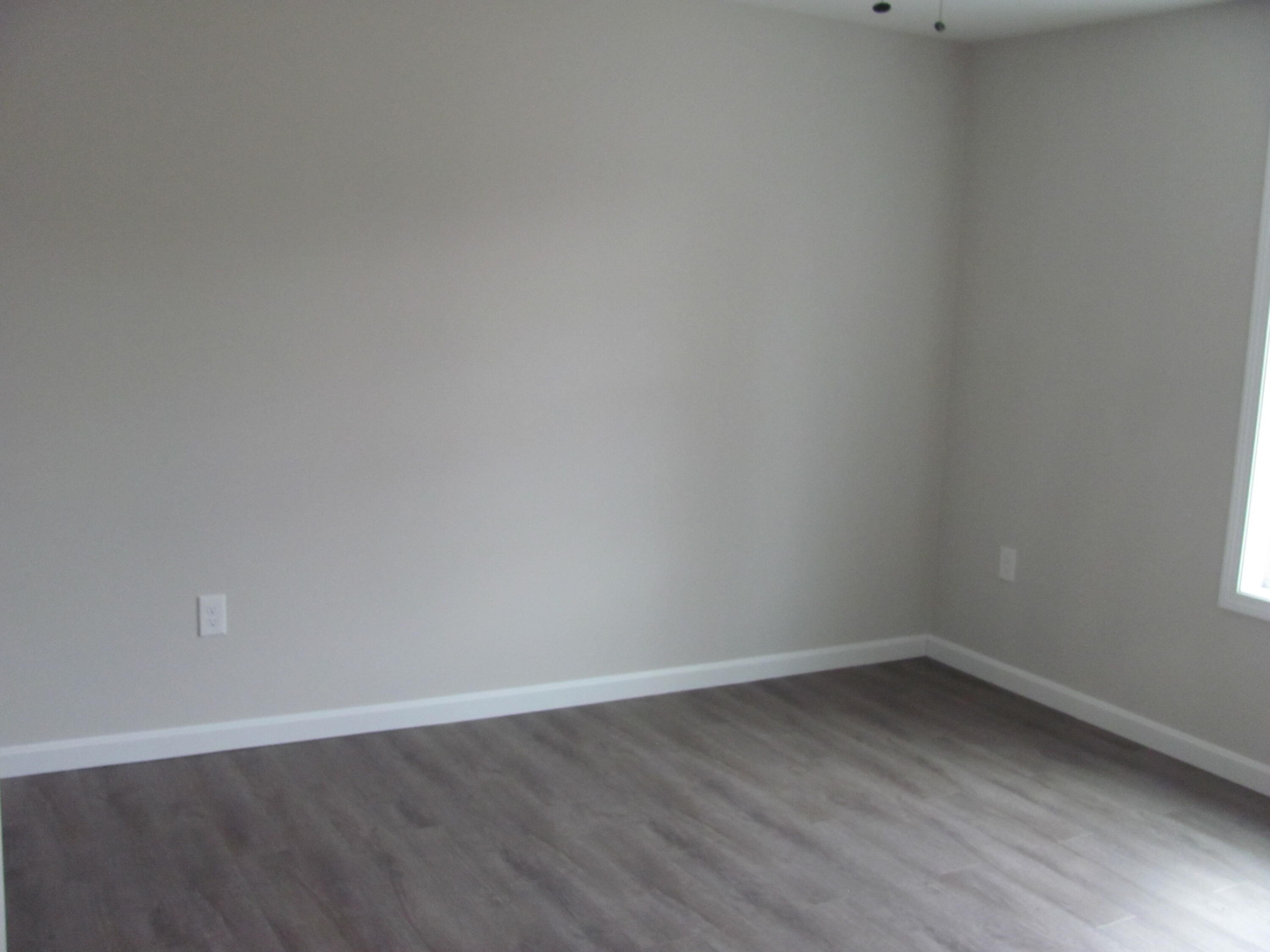 9 Wyatts Way Oxford ME 04270