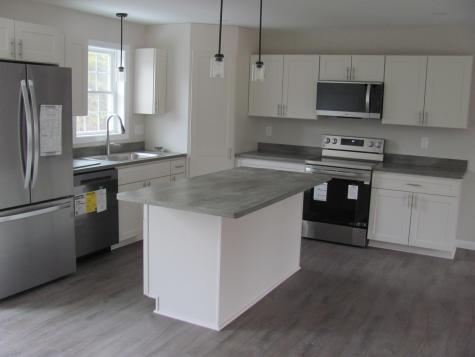 9 Wyatts Way Oxford ME 04270