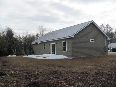 9 Wyatts Way Oxford ME 04270