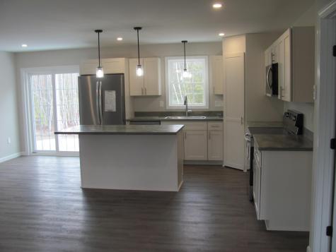 9 Wyatts Way Oxford ME 04270