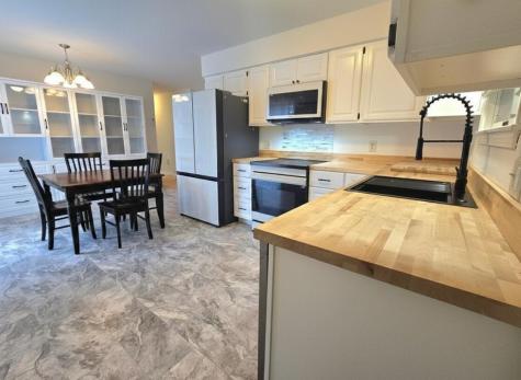 20 Ruth Avenue Hampden ME 04444