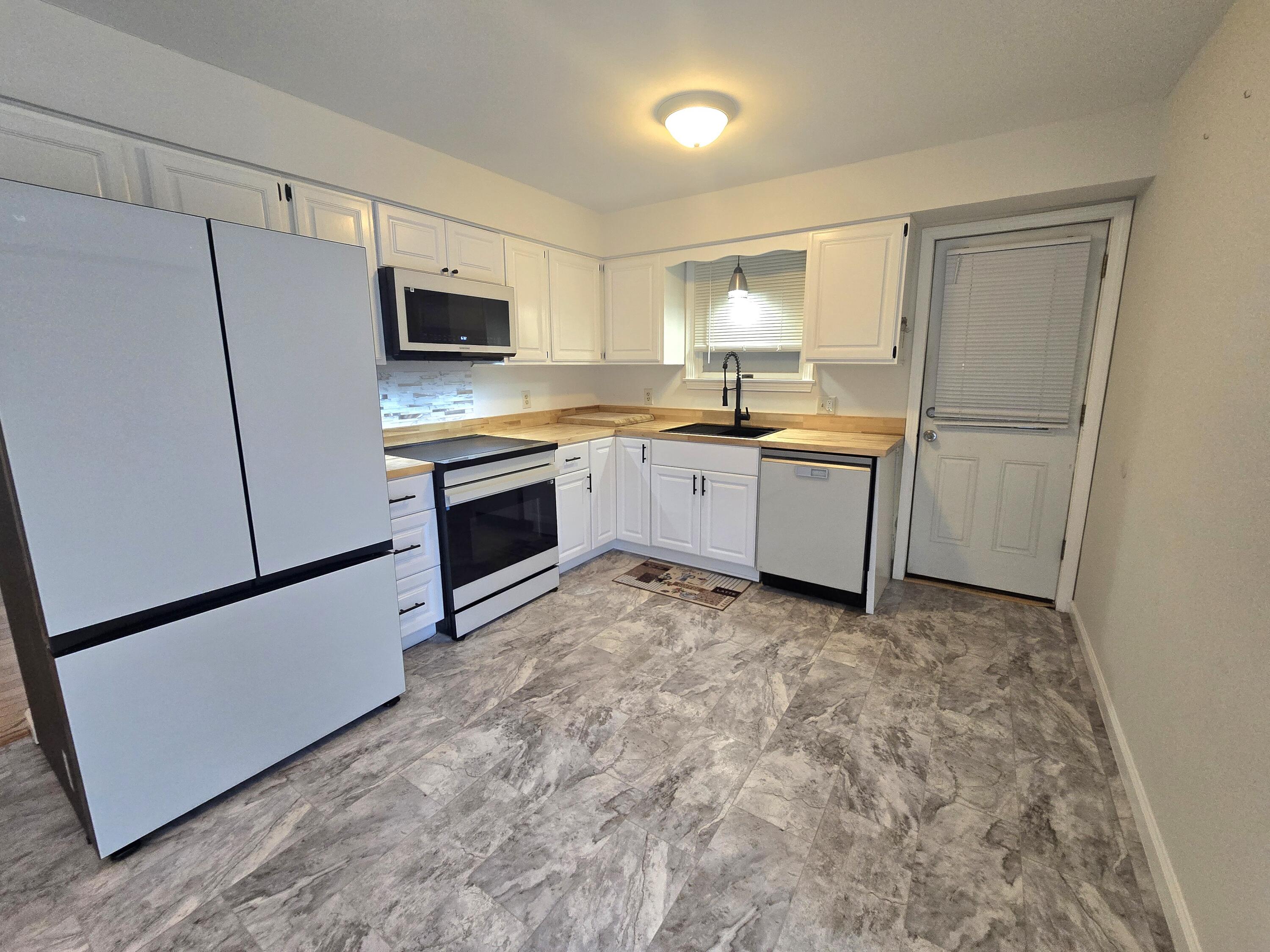 20 Ruth Avenue Hampden ME 04444
