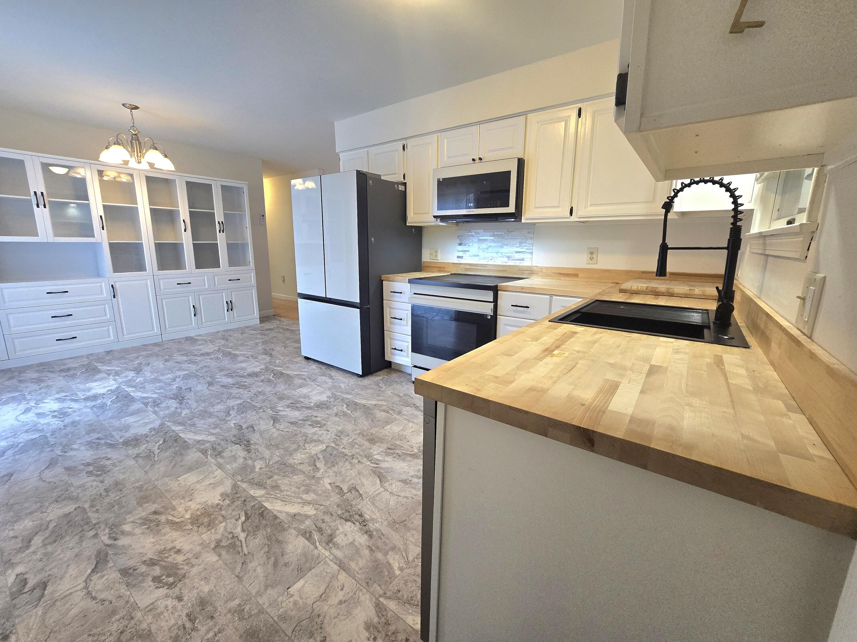20 Ruth Avenue Hampden ME 04444