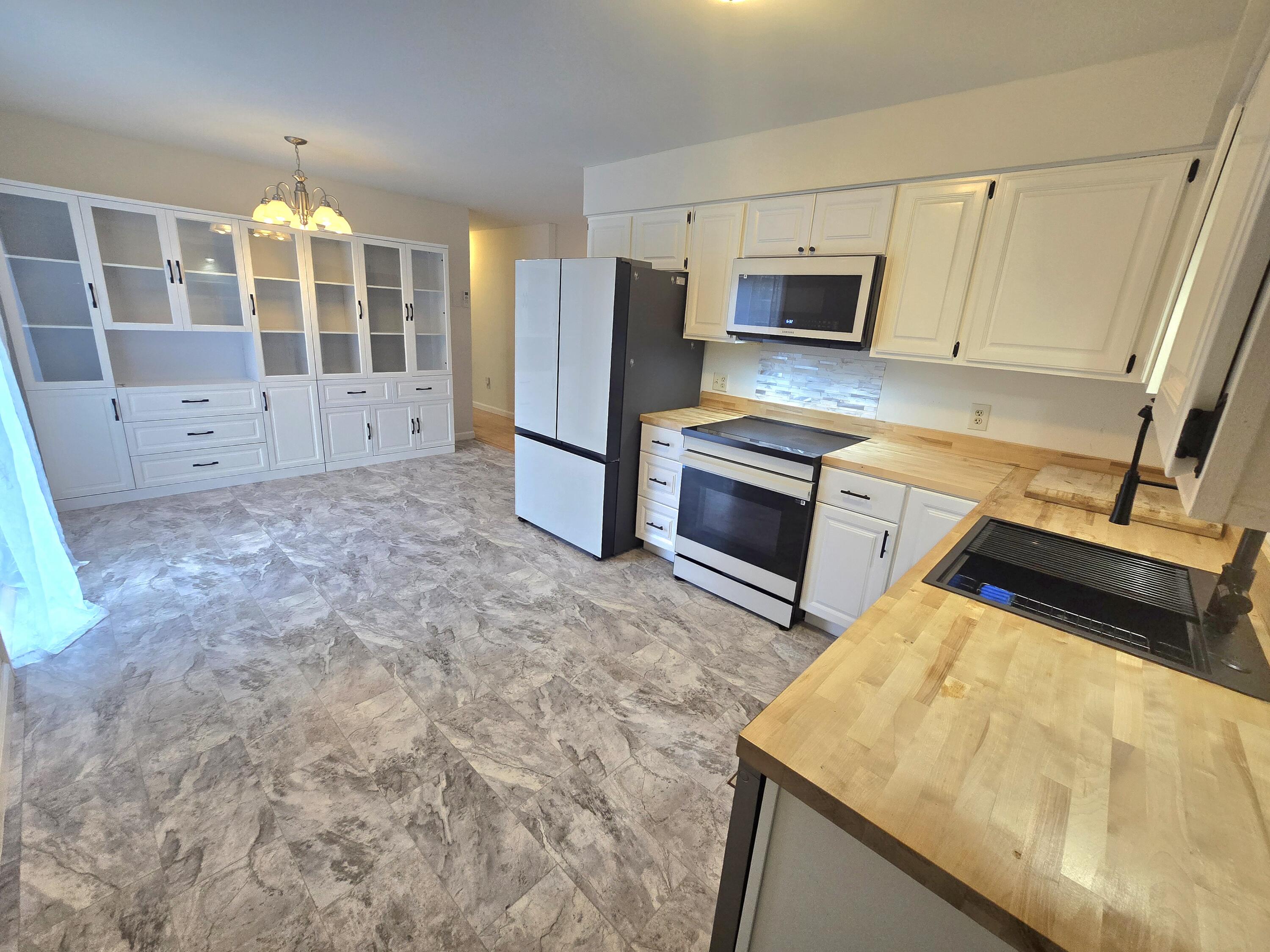 20 Ruth Avenue Hampden ME 04444