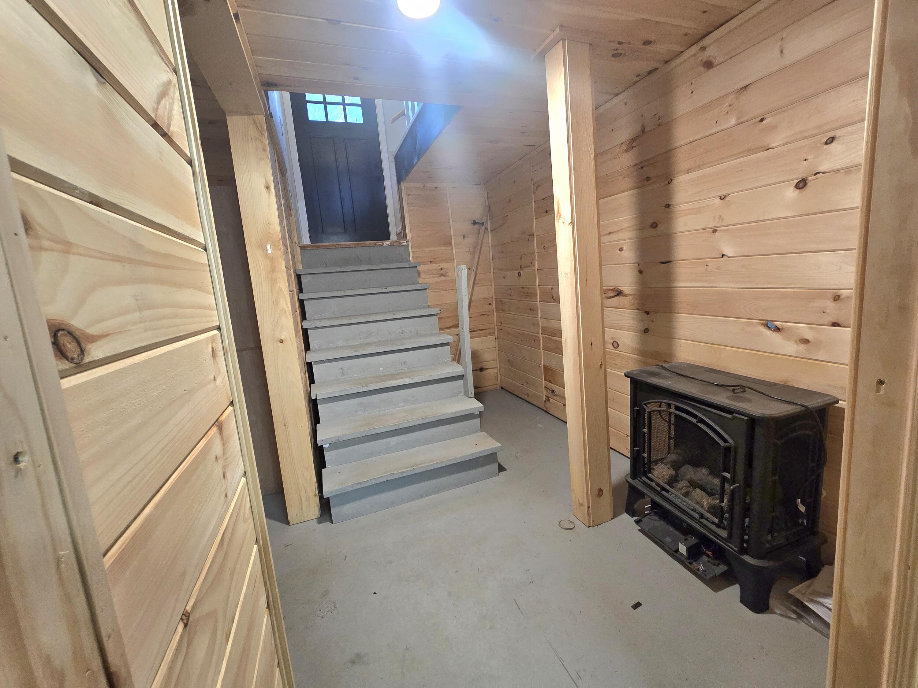20 Ruth Avenue Hampden ME 04444