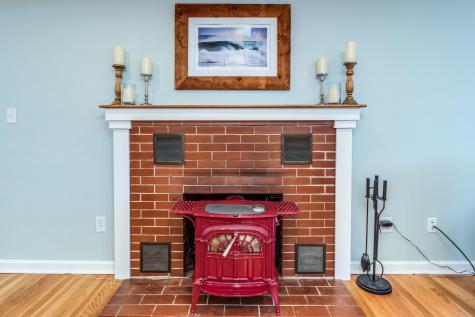 132 Rogers Road Kittery ME 03904