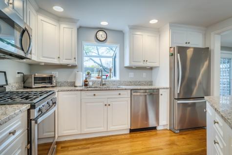 132 Rogers Road Kittery ME 03904