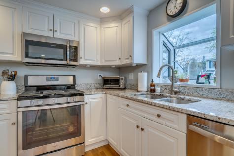 132 Rogers Road Kittery ME 03904