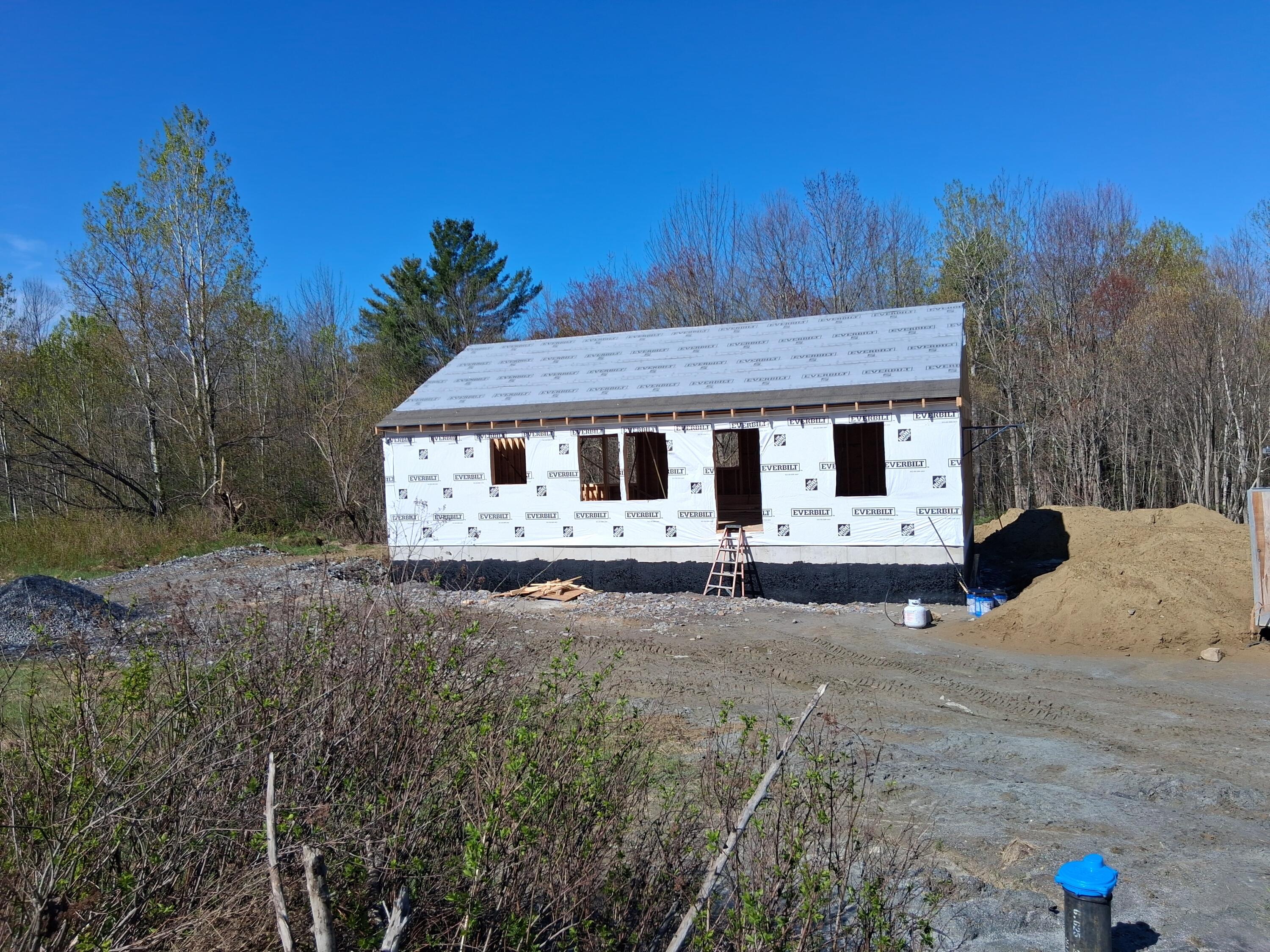 1122 Post Road Bowdoinham ME 04008
