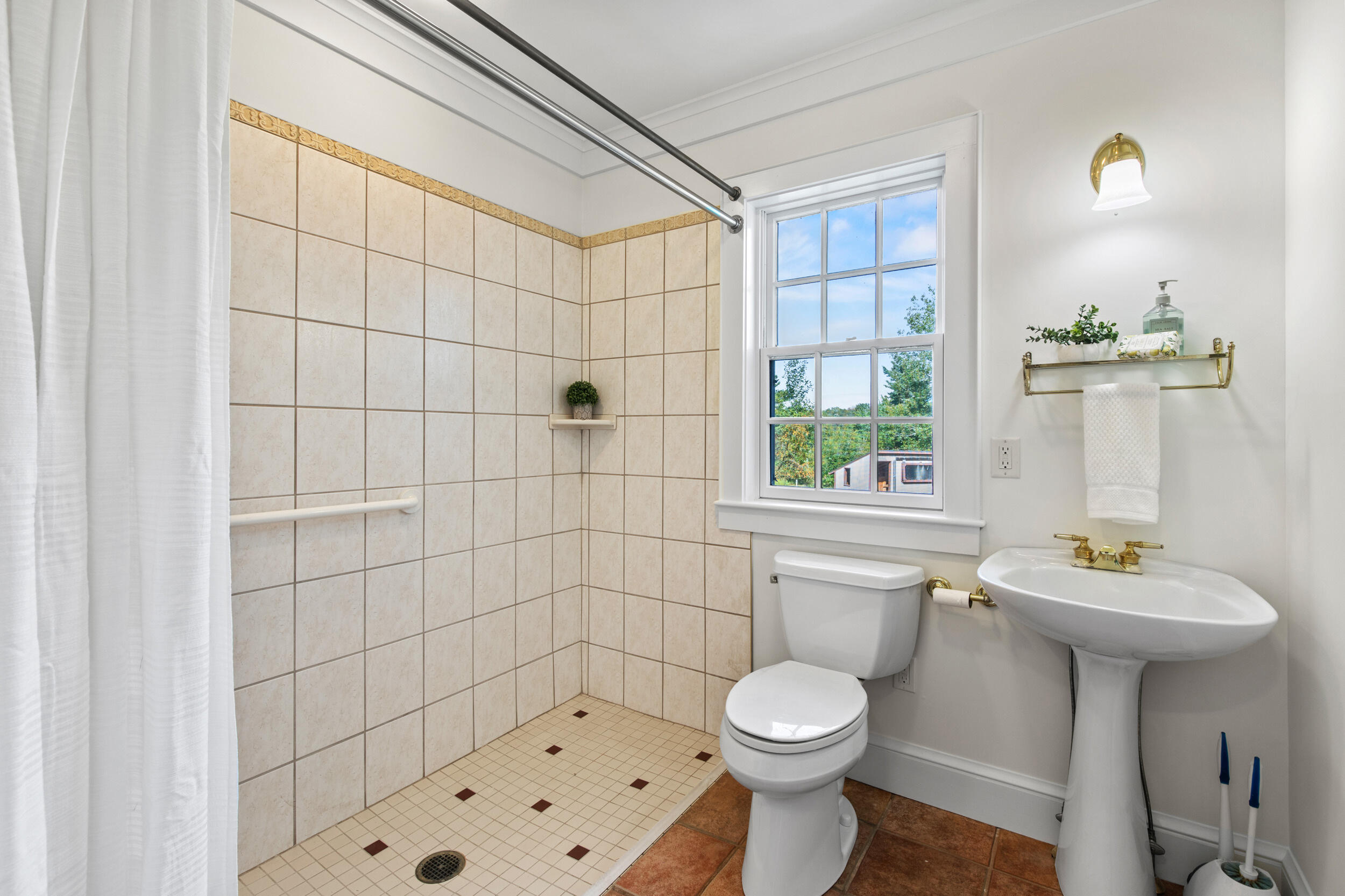 25 Meadowbrook Lane Yarmouth ME 04096