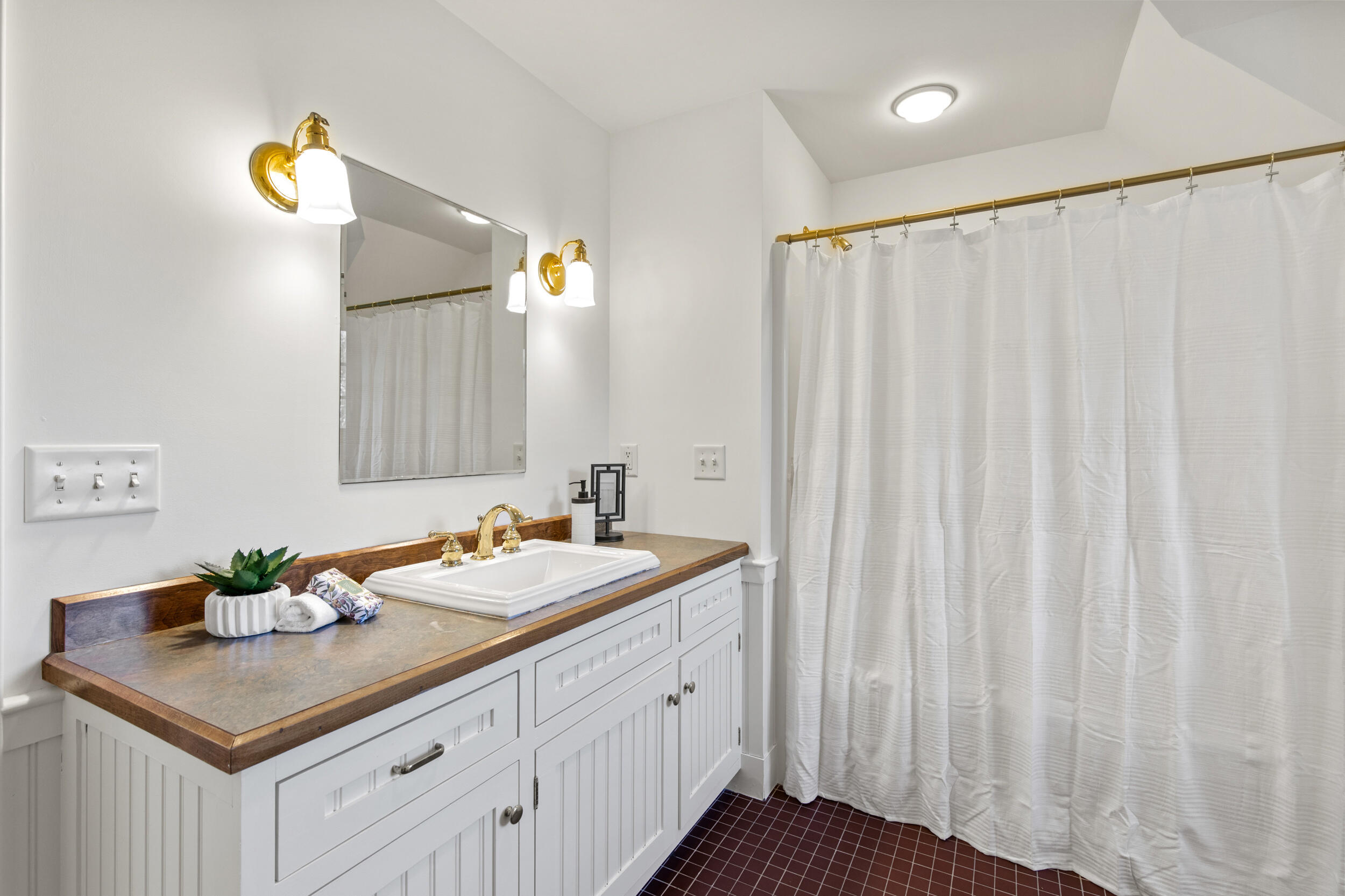 25 Meadowbrook Lane Yarmouth ME 04096