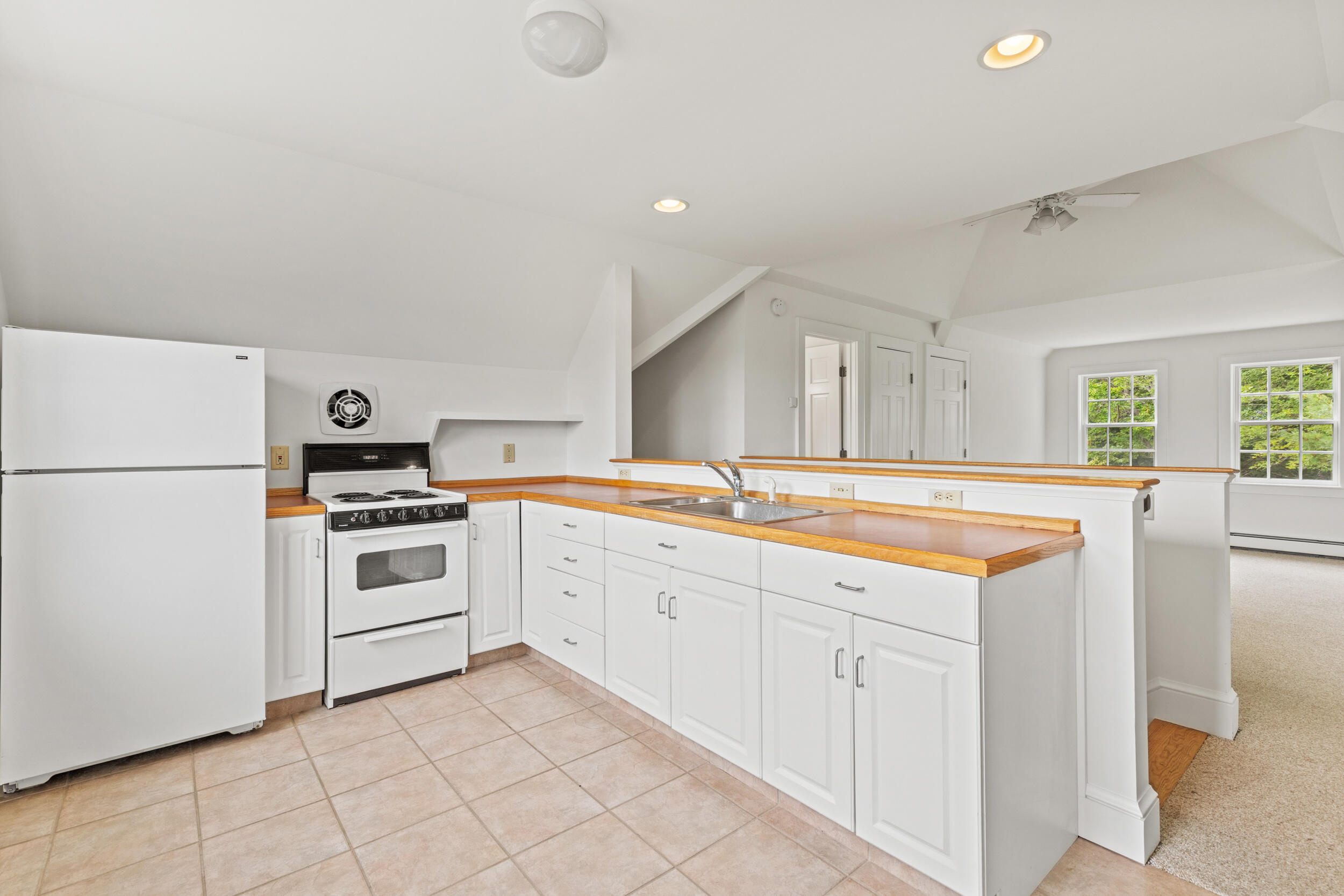 25 Meadowbrook Lane Yarmouth ME 04096