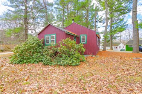 142 Roberts Shore Road Liberty ME 04949