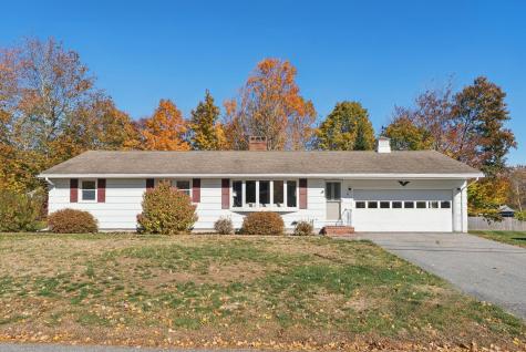8 Pinewood Drive Cumberland ME 04021