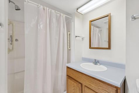 8 Pinewood Drive Cumberland ME 04021