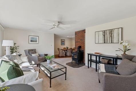 8 Pinewood Drive Cumberland ME 04021