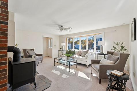 8 Pinewood Drive Cumberland ME 04021