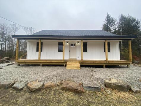 11 Marston Road Baldwin ME 04091