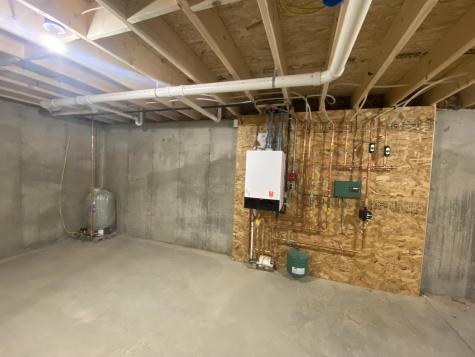 11 Marston Road Baldwin ME 04091