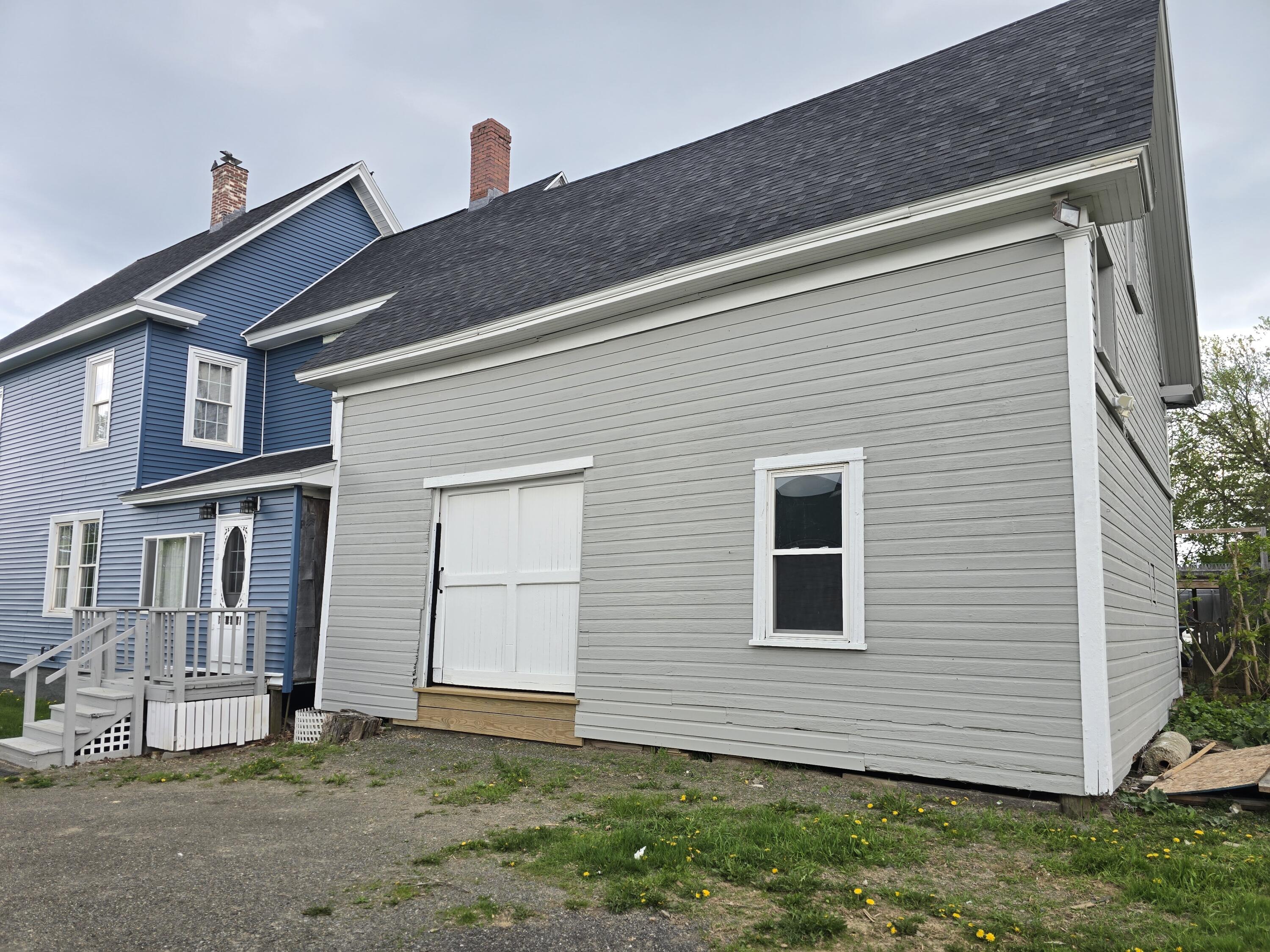 19 Smyrna Street Houlton ME 04730