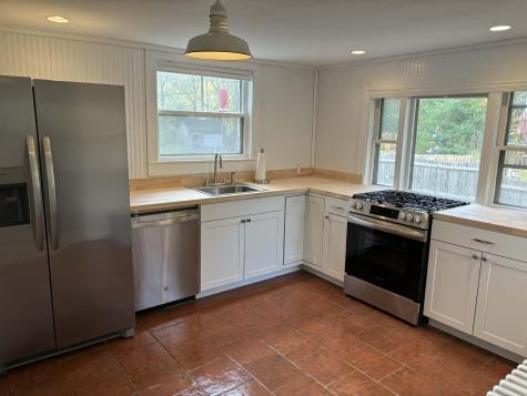 20 Chestnut Street Rockland ME 04841